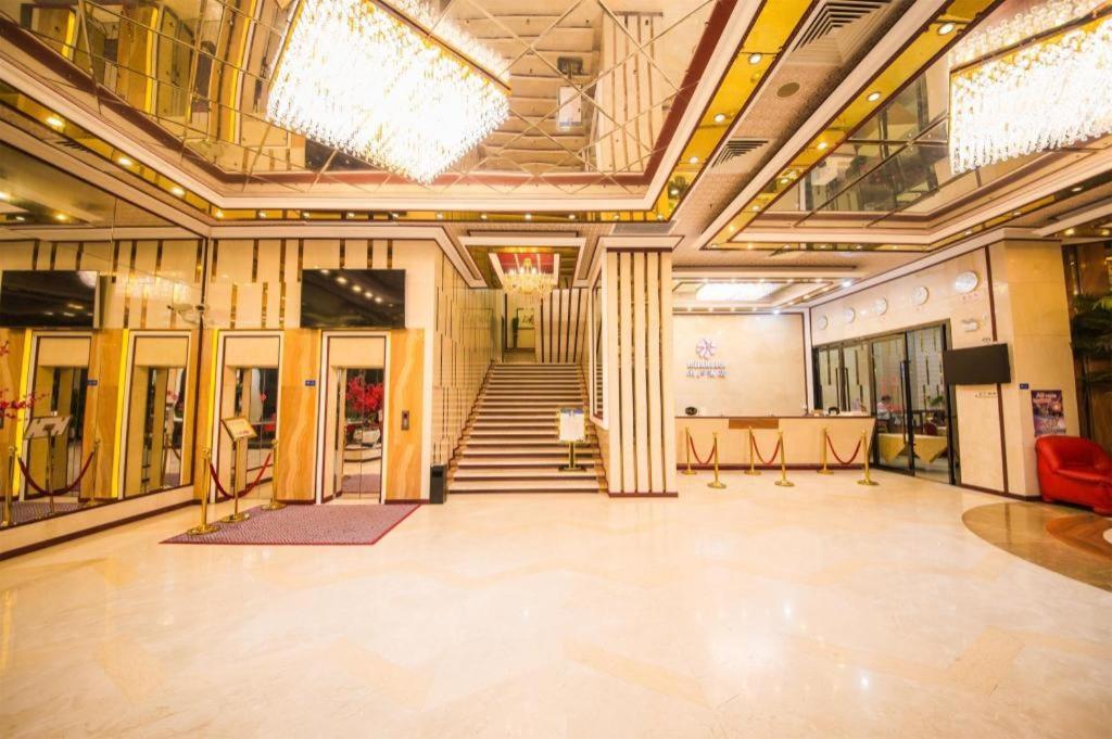 Milu Hotel Guangzhou Exterior photo