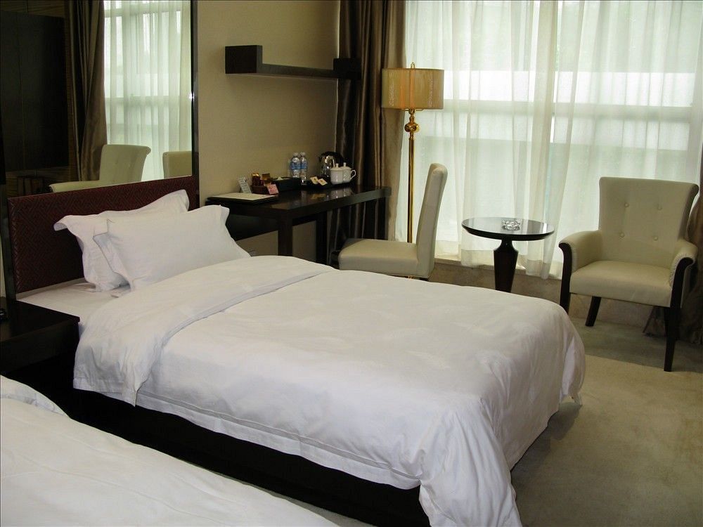 Milu Hotel Guangzhou Exterior photo